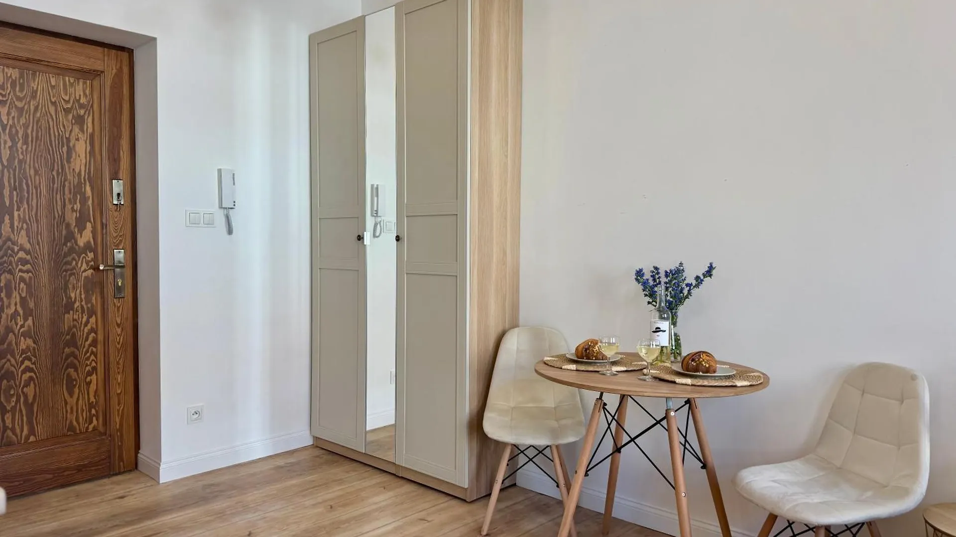 Piekary Apartment In The Old Town Of ポズナン